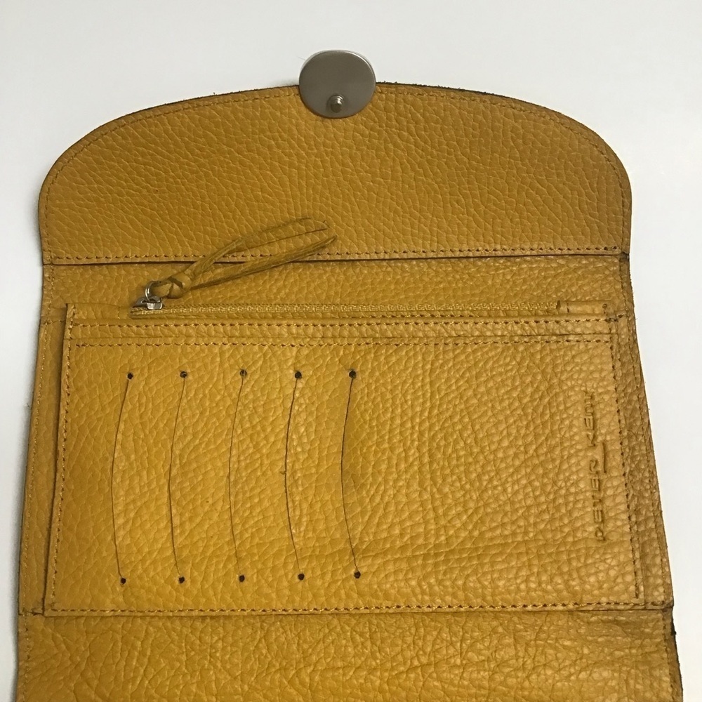 Peter Kent Pebbled Leather Clutch Wallet Yellow Gold Snap Close Zip Buenos Aires — image 6 of 8